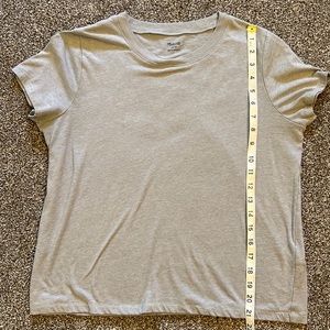 Women’s Madewell Gray short sleeve, T-Shirt, M.